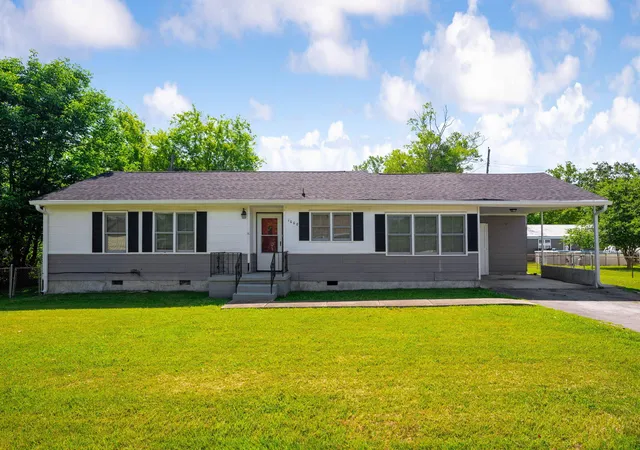 Homes for sale in Chattanooga, TN | 1008 Hurst St, Chattanooga, TN 37412 | MLS# 1535076
