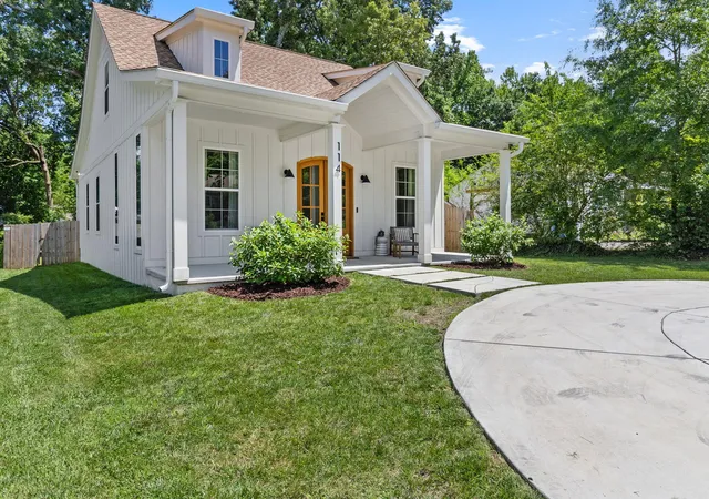 Photo 2 of Single family home for sale at 114 S St Marks Ave, Chattanooga, TN 37411 | MLS# 1536075 | Listing updated on 2026-08-17