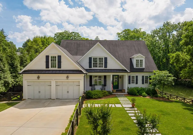 Homes for sale in Lookout Mountain, TN | 114 Lyerly St, Lookout Mountain, TN 37350 | MLS# 1535232