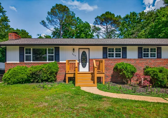 Photo 1 of Single family home for sale at 968 W Circle Dr, Rossville, GA 30741 | MLS# 1535137 | Listing updated on 2026-09-02