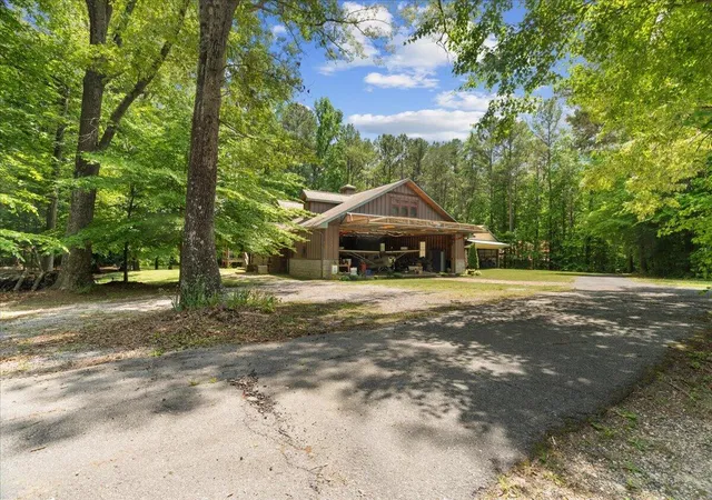 Homes for sale in Trion, GA | 393 Blue Mountain Ln, Trion, GA 30753 | MLS# 1535153