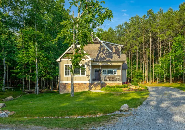 Homes for sale in Jasper, TN | 4500 Raulston Falls Rd, Jasper, TN 37347 | MLS# 1535180