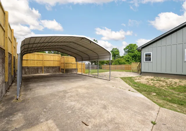 Homes for sale in Chattanooga, TN | 317 S Howell Ave, Chattanooga, TN 37411 | MLS# 1535191