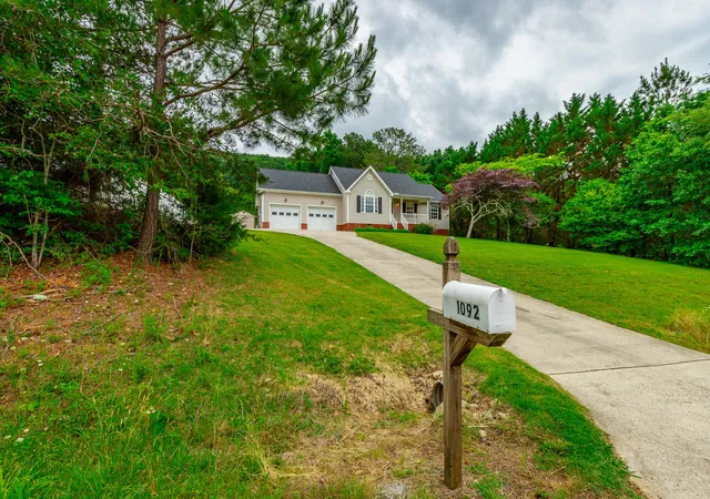 Homes for sale in Ringgold, GA | 1092 Beaumont Rd, Ringgold, GA 30736 | MLS# 1535403