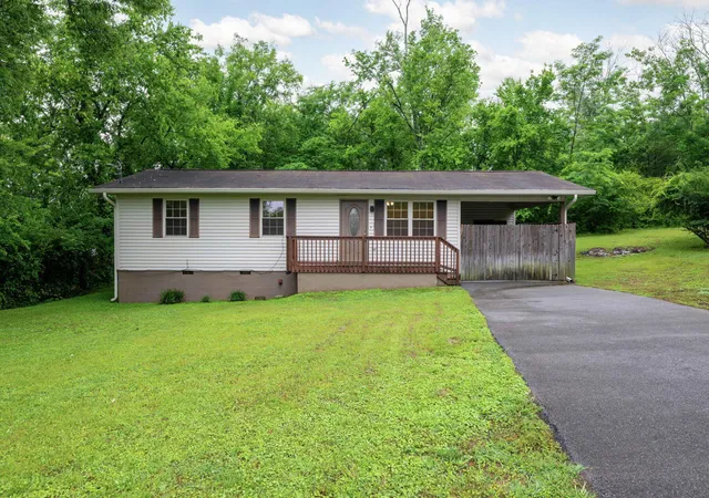Homes for sale in Chattanooga, TN | 3302 Lee Ave, Chattanooga, TN 37419 | MLS# 1535349