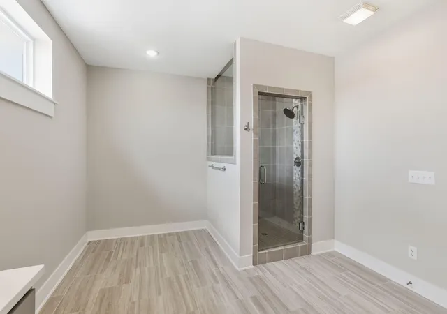 Listing Photo 2 - Condo for sale in building located at 1408 Slayton St, Chattanooga, TN 37408 - Unit #