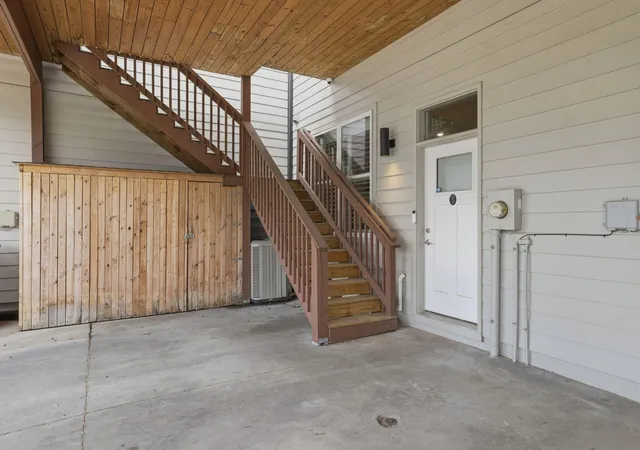 Listing Photo 5 - Condo for sale in building located at 1408 Slayton St, Chattanooga, TN 37408