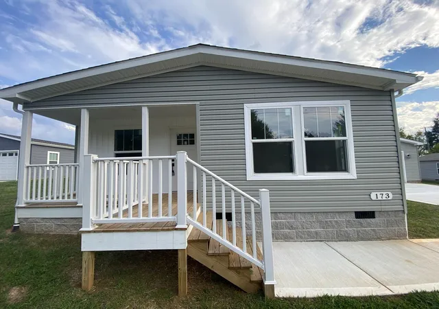 2nd image of 173 Dode St, Sweetwater, TN 37874 | MLS# 1535406