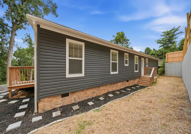 Photo 4 of Sale Pending at 77 Plum Ln, Ringgold, GA 30736 | MLS# 1535569 | Listing updated on 2026-09-07