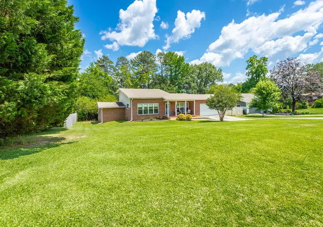 Homes for sale in Chattanooga, TN | 1834 Skyline Dr, Chattanooga, TN 37421 | MLS# 1535505