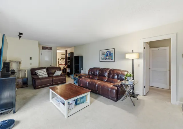 Homes for sale in South Pittsburg, TN | 700 Contour Ave, South Pittsburg, TN 37380 | MLS# 1535886