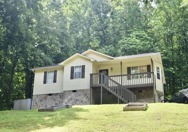 Homes for sale in Soddy Daisy, TN | 1704 Thatcher Rd, Soddy Daisy, TN 37379 | MLS# 1535634