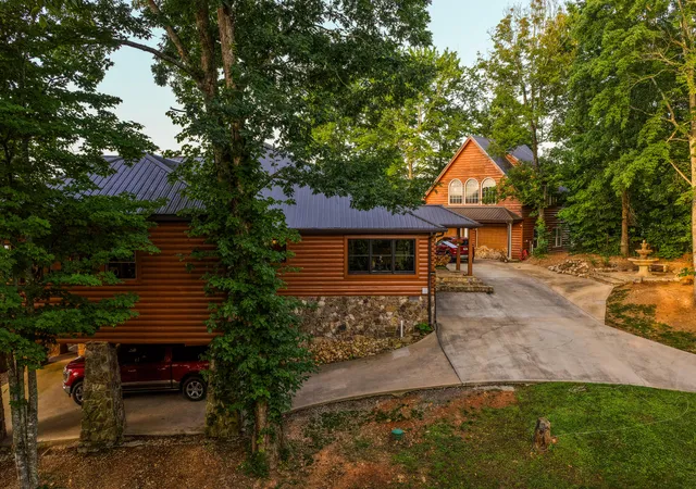 Homes for sale in Spring City, TN | 260 Lakeside Lodge Ln, Spring City, TN 37381 | MLS# 1536878
