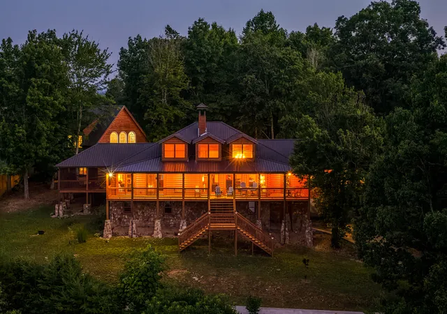Homes for sale in Spring City, TN | 260 Lakeside Lodge Ln, Spring City, TN 37381 | MLS# 1536878
