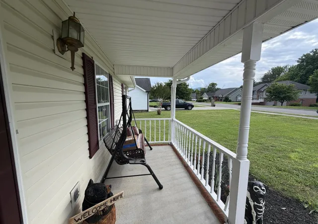 Photo 3 of Single family home for sale at 243 Eagle Landing Dr, Flintstone, GA 30725 | MLS# 1535755 | Listing updated on 2026-07-23