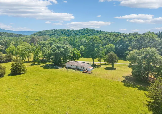 Homes for sale in Dunlap, TN | 196 Cutting Edge Ln, Dunlap, TN 37327 | MLS# 1535779