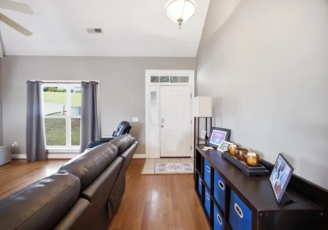 4th image of 898 Fuller Glen Cir, Chattanooga, TN 37421 | MLS# 1535835