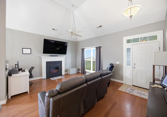 5th image of 898 Fuller Glen Cir, Chattanooga, TN 37421 | MLS# 1535835