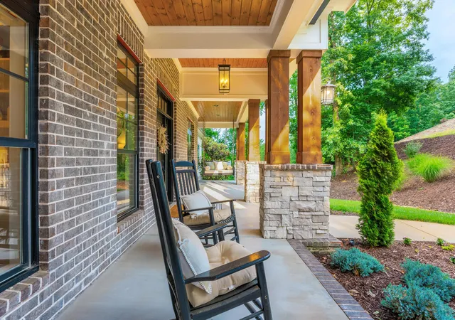 Homes for sale in Ooltewah, TN | 2214 Horizons View Dr, Ooltewah, TN 37363 | MLS# 1536225