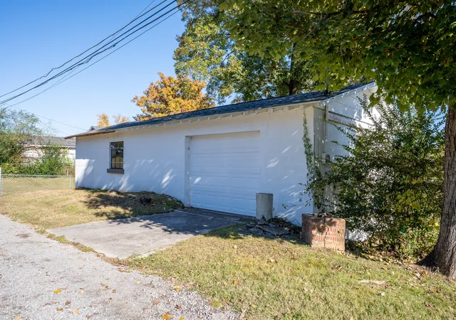 3rd image of 618 Elm Ave, South Pittsburg, TN 37380 | MLS# 1535861