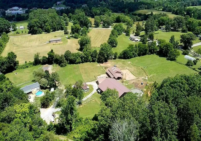 Homes for sale in Sale Creek, TN | 200 Reavley Rd, Sale Creek, TN 37373 | MLS# 1535864