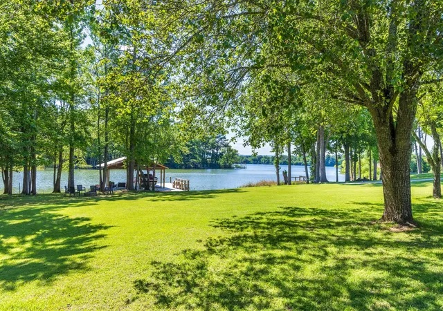 Homes for sale in Decatur, TN | 149 Ledford Ln, Decatur, TN 37322 | MLS# 1536257