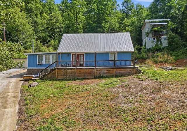 Homes for sale in Whitwell, TN | 10153 Mullins Cove Rd, Whitwell, TN 37397 | MLS# 1536060
