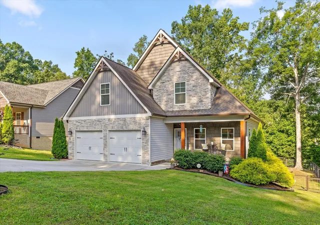 Homes for sale in Ringgold, GA | 359 Maple Wy, Ringgold, GA 30736 | MLS# 1537111