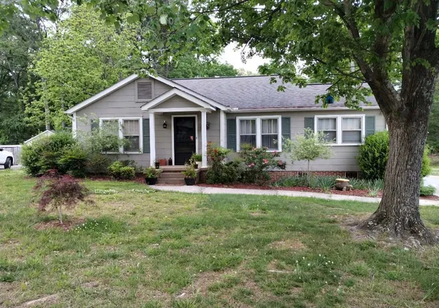 2nd image of 106 Todd Ave, Dalton, GA 30721 | MLS# 1536043