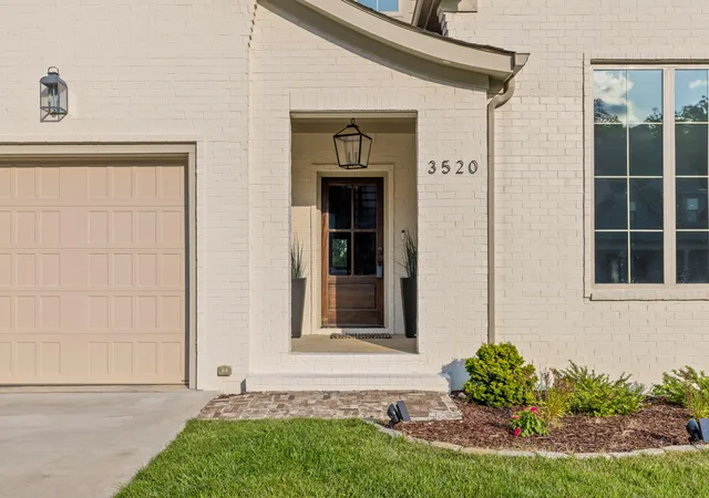 Homes for sale in Signal Mountain, TN | 3520 Sweetshrub Wy, Signal Mountain, TN 37377 | MLS# 1537525