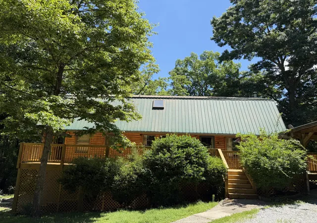 Homes for sale in Signal Mountain, TN | 8940 Big Bend Rd, Signal Mountain, TN 37377 | MLS# 1536117