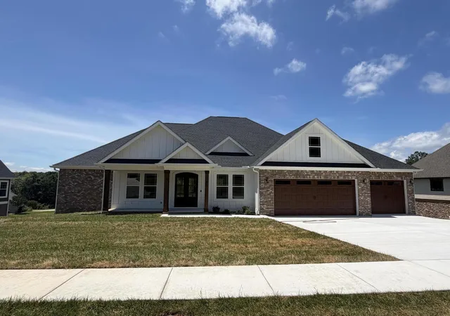 Photo 1 of Single family home for sale at 167 Hidden Hills Dr, Chickamauga, GA 30707 | MLS# 1536113 | Listing updated on 2026-09-14