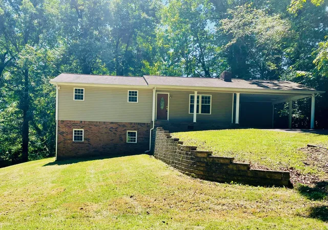 1st image of 106 Briarwood Dr, Dalton, GA 30720 | MLS# 1536161