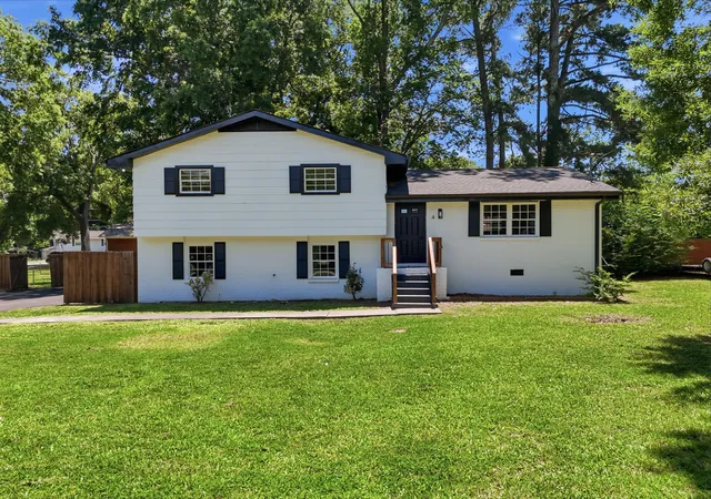 Homes for sale in Fort Oglethorpe, GA | 4 Dogwood Dr, Fort Oglethorpe, GA 30742 | MLS# 1536152