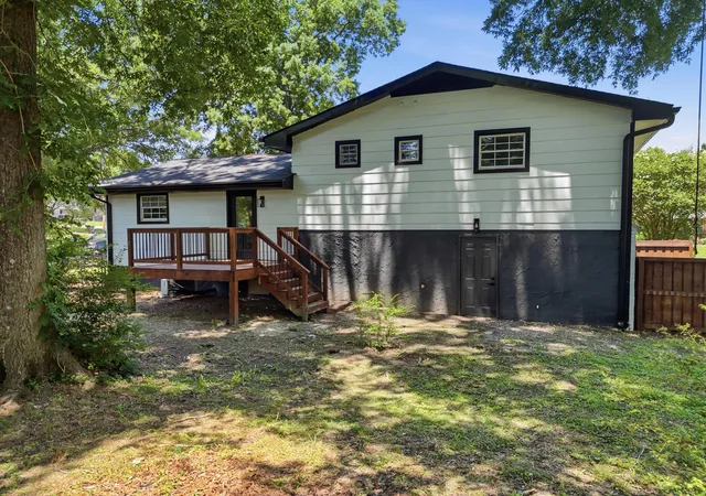 Homes for sale in Fort Oglethorpe, GA | 4 Dogwood Dr, Fort Oglethorpe, GA 30742 | MLS# 1536152