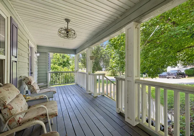 Photo 4 of Single family home for sale at 37 Pamela Ln, Ringgold, GA 30736 | MLS# 1536388 | Listing updated on 2026-09-01