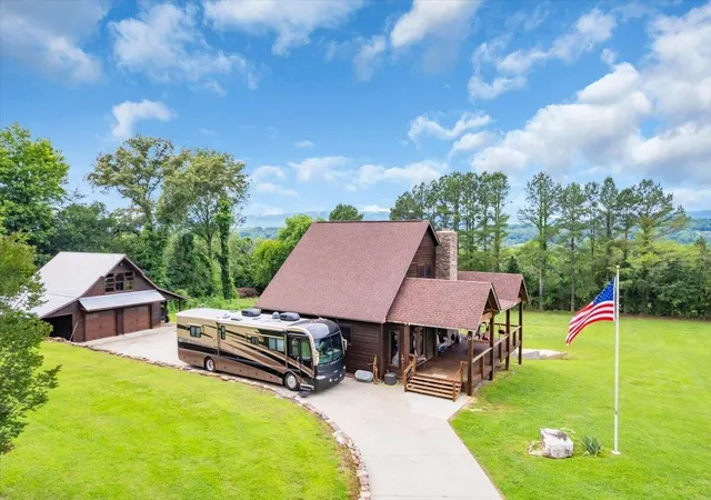 Homes for sale in Jasper, TN | 250 Cameron Rd, Jasper, TN 37347 | MLS# 1536209