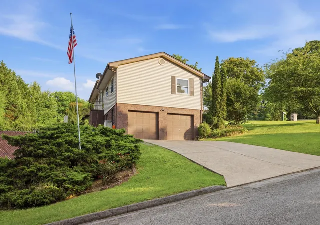 Homes for sale in Chattanooga, TN | 601 Highview Cir, Chattanooga, TN 37415 | MLS# 1536528