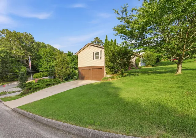 Homes for sale in Chattanooga, TN | 601 Highview Cir, Chattanooga, TN 37415 | MLS# 1536528