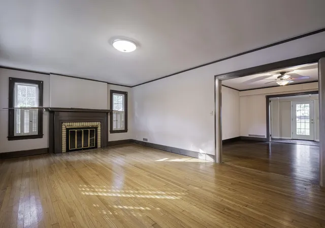 Photo 4 of Sale Pending at 408 S Sweetbriar Ave, Chattanooga, TN 37411 | MLS# 1536367 | Listing updated on 2026-08-28