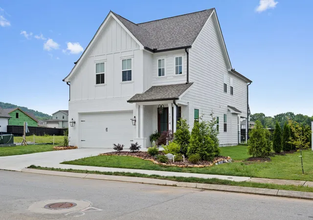 Homes for sale in Hixson, TN | 1214 Little Sorrel Rd #54, Hixson, TN 37343 | MLS# 1536290
