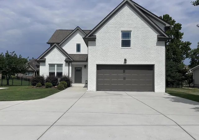 Photo 2 of Single family home for sale at 8001 Snow Hl Rd, Ooltewah, TN 37363 | MLS# 1538124 | Listing updated on 2026-09-24