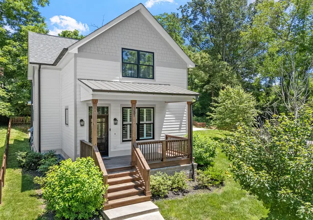 Single family home for sale at 5685 Lee Ave, Chattanooga, TN 37409 | MLS# 1536301