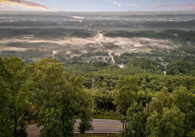 4th image of 0 E Brow Rd, Signal Mountain, TN 37377 | MLS# 1536497