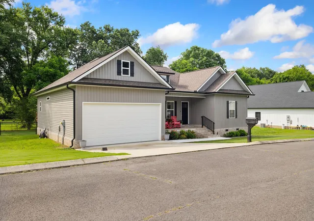 Homes for sale in Dunlap, TN | 90 Morning Glory Ln, Dunlap, TN 37327 | MLS# 1536383