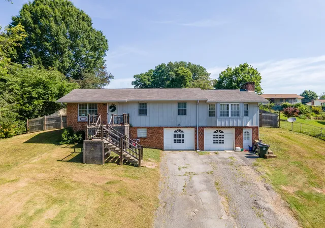 Homes for sale in Fort Oglethorpe, GA | 523 Cone Dr, Fort Oglethorpe, GA 30742 | MLS# 1536445