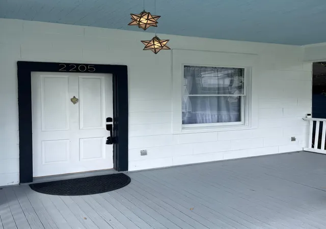 Photo 3 of Single family home for sale at 2205 Kirby Ave, Chattanooga, TN 37404 | MLS# 1536403 | Listing updated on 2026-09-16