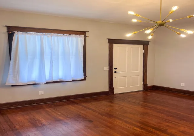 Photo 4 of Single family home for sale at 2205 Kirby Ave, Chattanooga, TN 37404 | MLS# 1536403 | Listing updated on 2026-09-16
