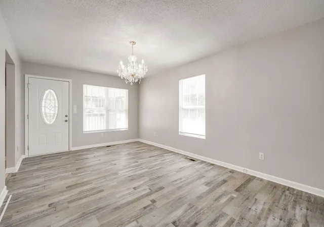 Photo 3 of Single family home for sale at 2429 13th Avenue, Chattanooga, TN 37407 | MLS# 1536643 | Listing updated on 2026-06-12