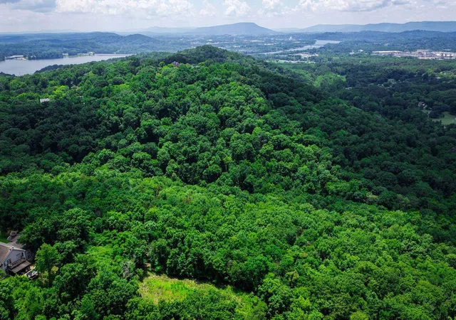 2nd image of 4825 Gann Store Rd, Hixson, TN 37343 | MLS# 1536576